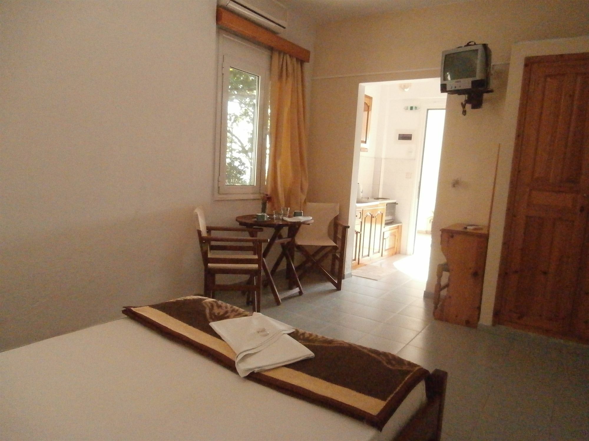 Villa Kavourakia Kolios Exteriör bild